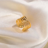 Cali Adjustable Ring