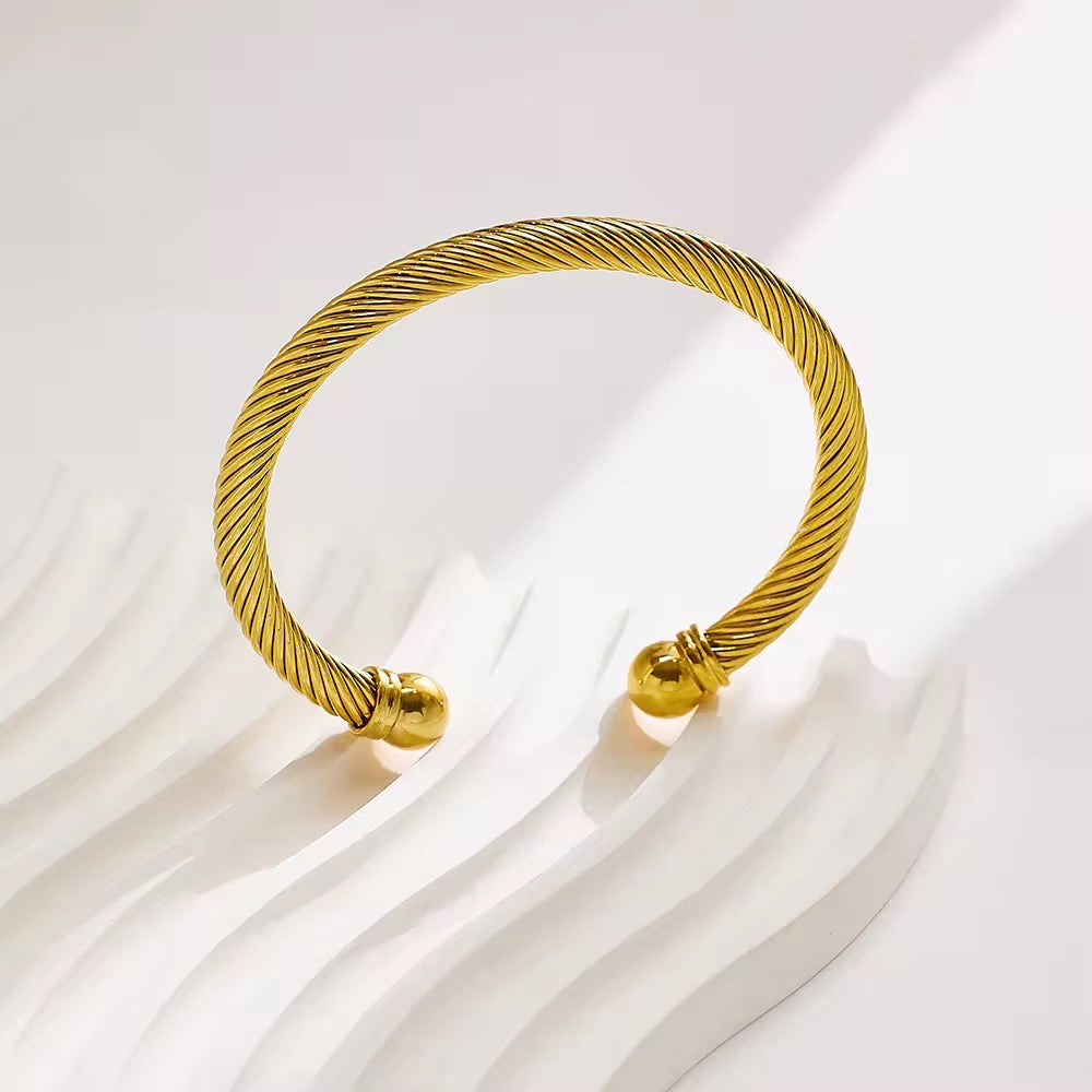 Fiya Open Cuff