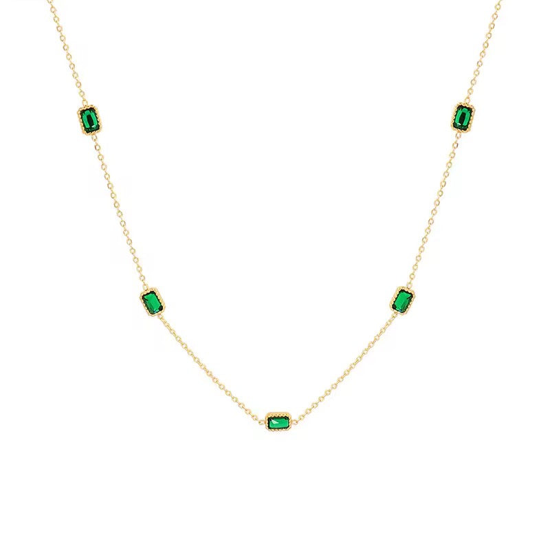 Elara Necklace