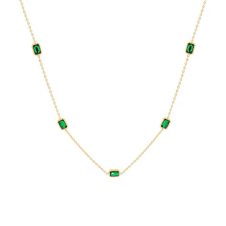 Elara Necklace