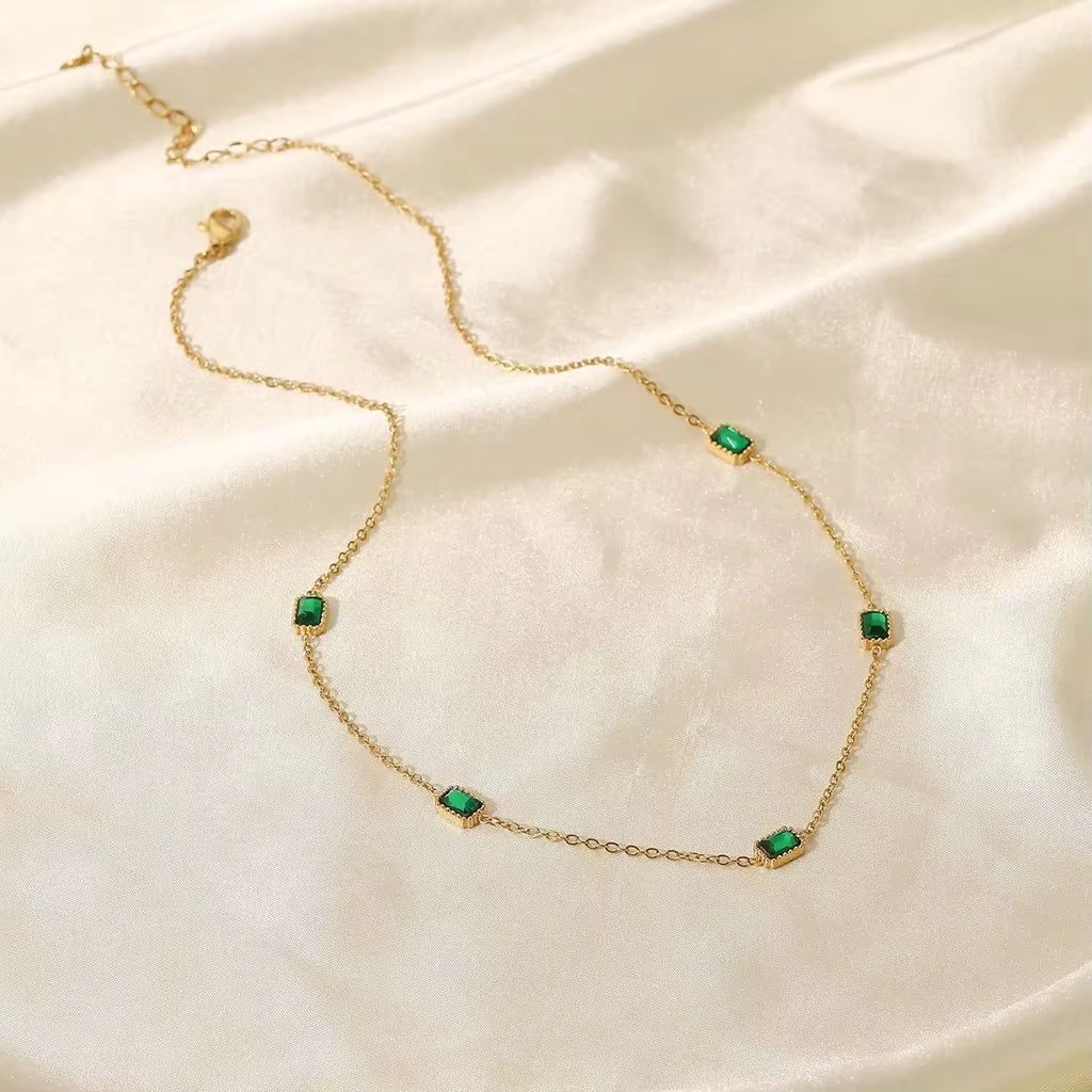 Elara Necklace