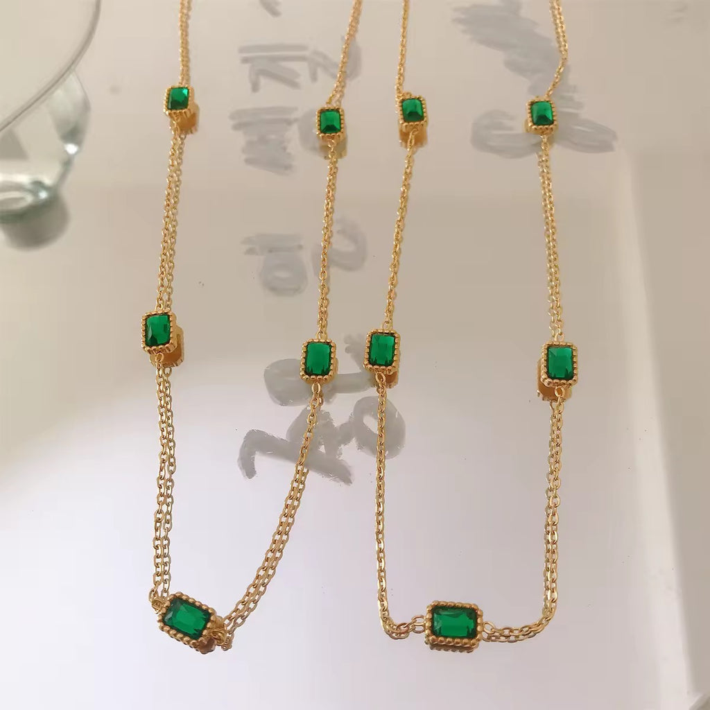 Elara Necklace