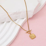 Cleo Pendant Necklace