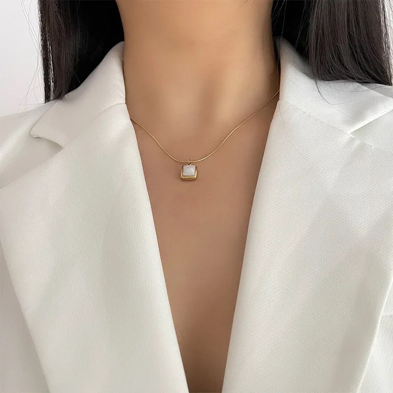 Kay Necklace