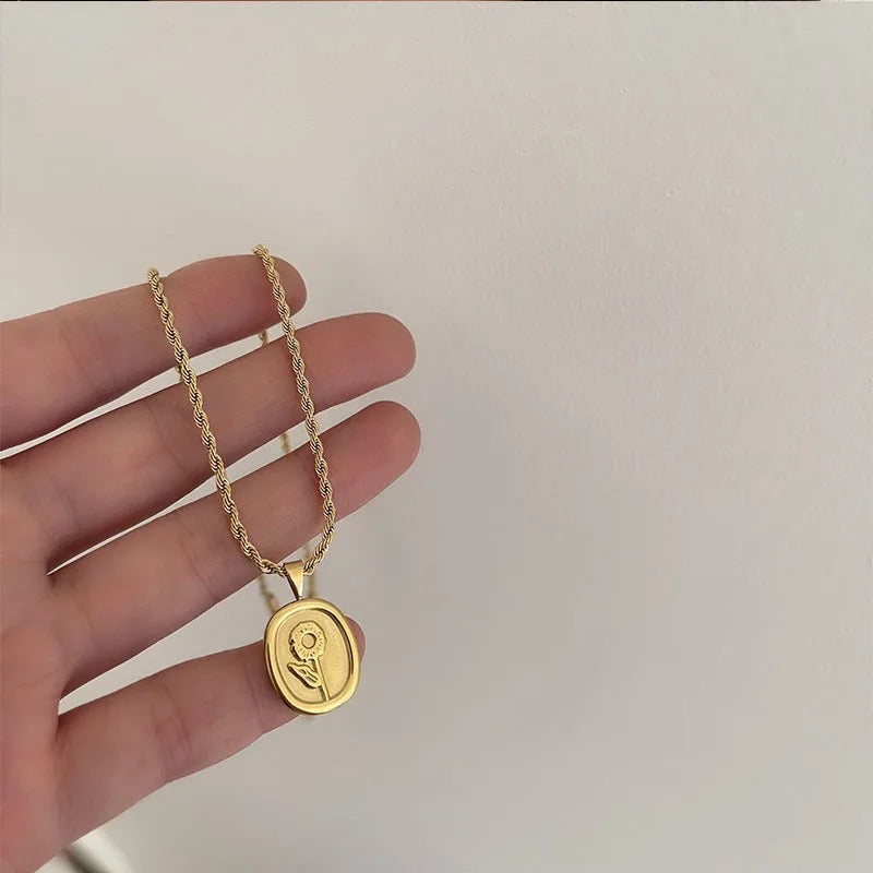 Florence Necklace